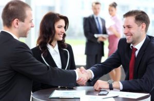 du hoc nghe duc chung minh tai chinh