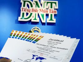 du hoc nghe duc co chung minh tai chinh khong