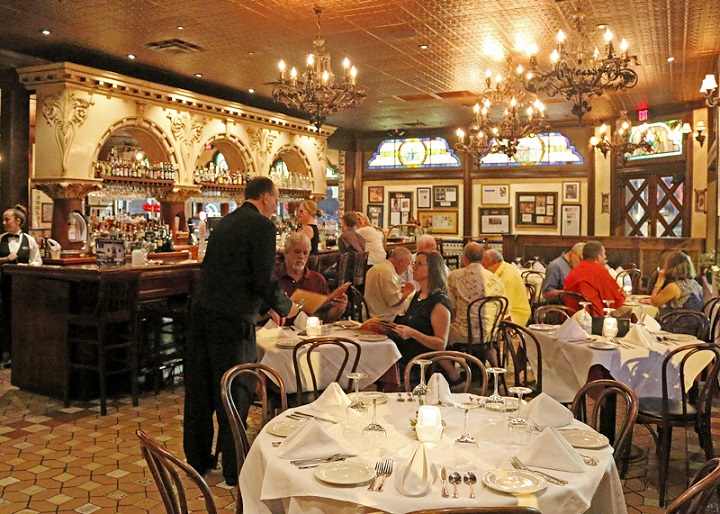 Du Hoc Nghe Nha Hang Duc